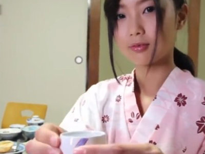 温泉旅行で顔射乱交パコ楽しんじゃうエロ娘ｗ