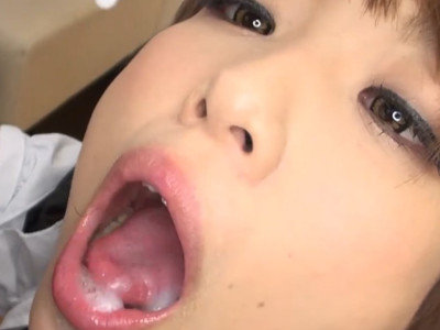 ロリメイド店員のおしゃぶりサービスが最高！可愛い顔でチ●ポを嬉しそうにしゃぶって精子を吸う姿がたまらない！