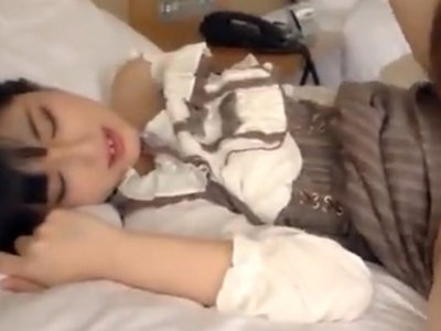 見た目清楚だけど中身はいやらしい！ギャップ萌え素人娘にたっぷり顔射ｗ