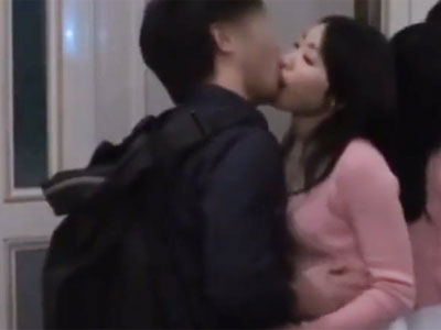 欲求不満を堪え切れずに家に男を連れ込んでパコるエロ美人妻