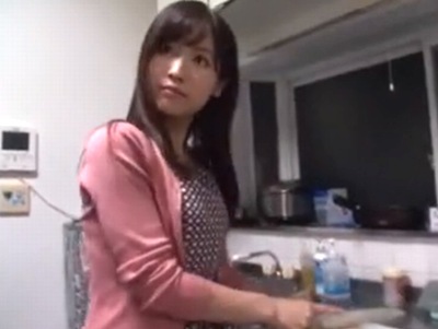 料理まで作ってくれる有能AV嬢と恋人気分でラブラブセックスまでｗ