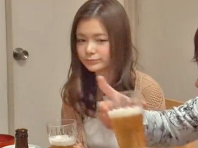 女神姉妹がそれぞれの旦那を交換しスワッピング4Pｗ
